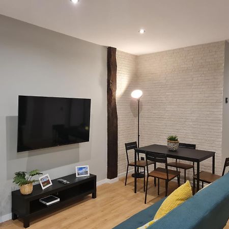 Apartamento Ayuntamiento Parking Gratis. Auto Check-In. Bilbao Exterior foto
